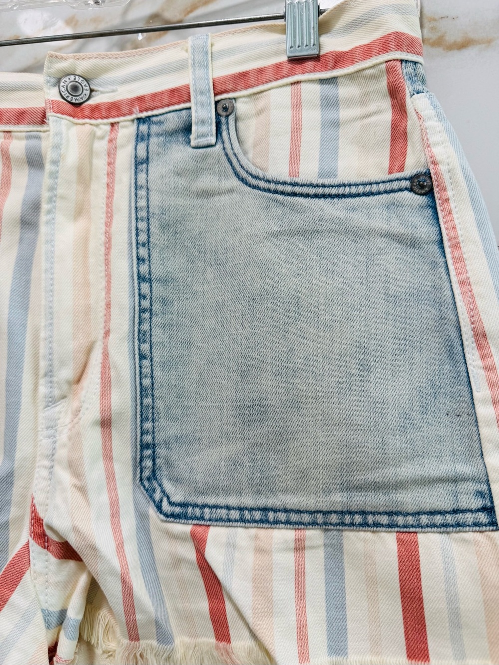 American Eagle Striped Denim Patchwork Cutoff Shorts Women’s Size 8 Festival Y2K - Picture 3 of 13